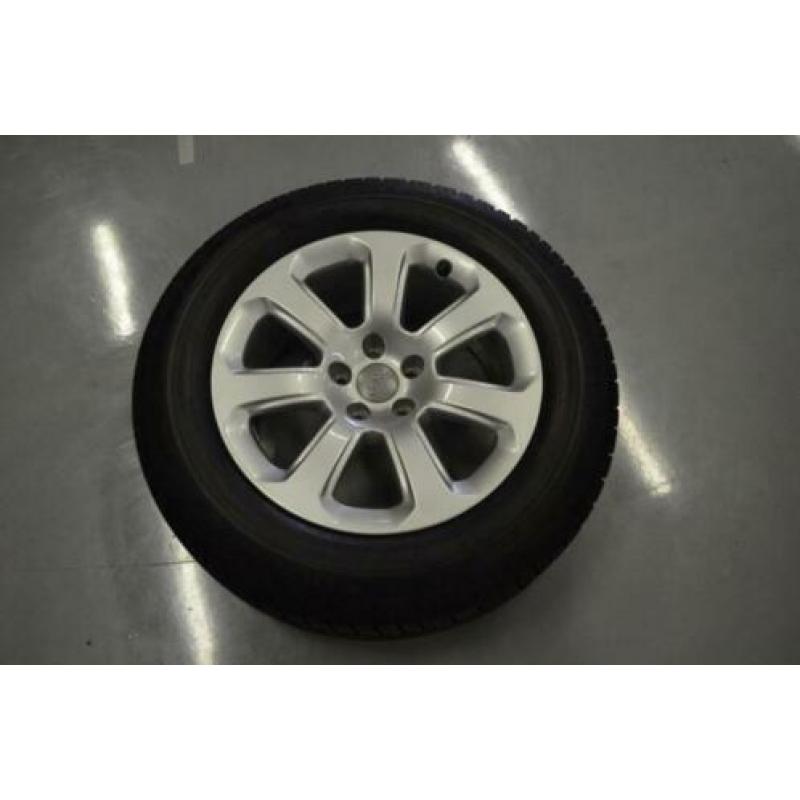 Originele nieuwe winterset velgen 17" met 235/60r17 banden