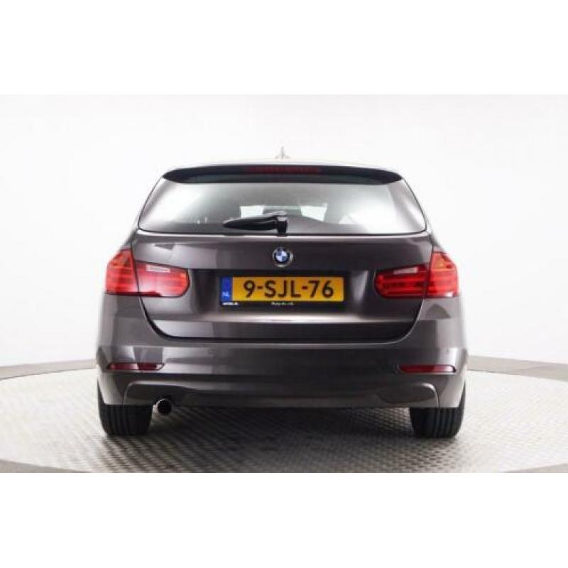 BMW 3 Serie Touring 320d 164 Pk Executive Navi Parksens Clim