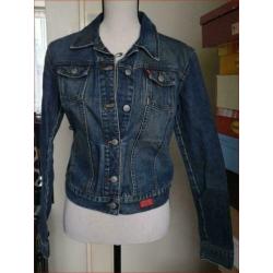 Z.G.A.N. donkerblauwe jeans jas van GUESS maat M(40/42)