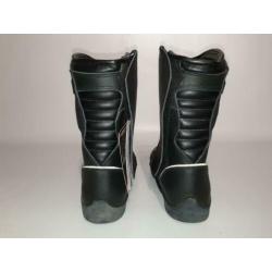 NIEUWE JHS Karrera S mt 41 van € 129,= voor € 119,95