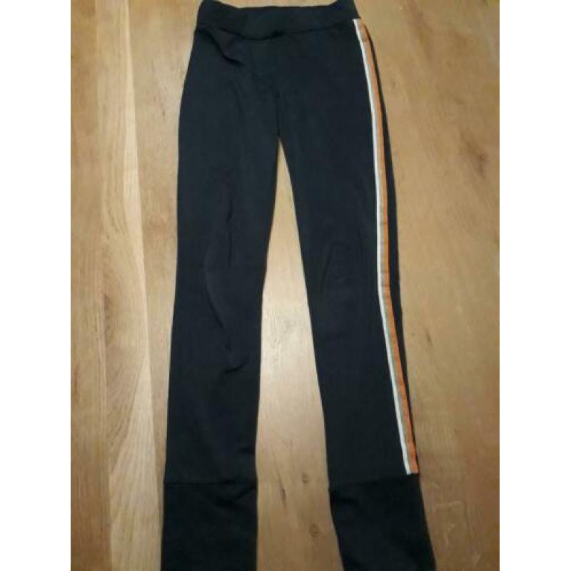 Jurk retour 134/ 140