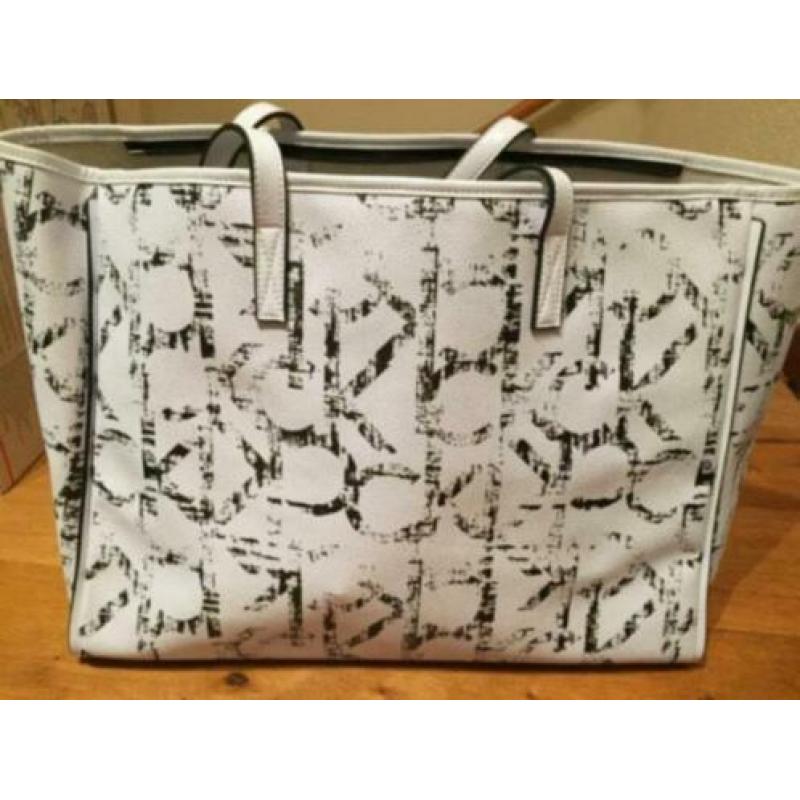 Nieuwe CALVIN KLEIN tas van