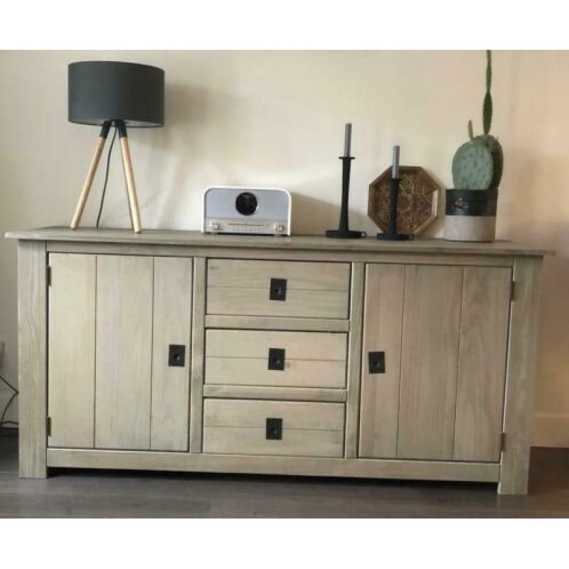 Meubelset dressoir eettafel salontafels boekenkast