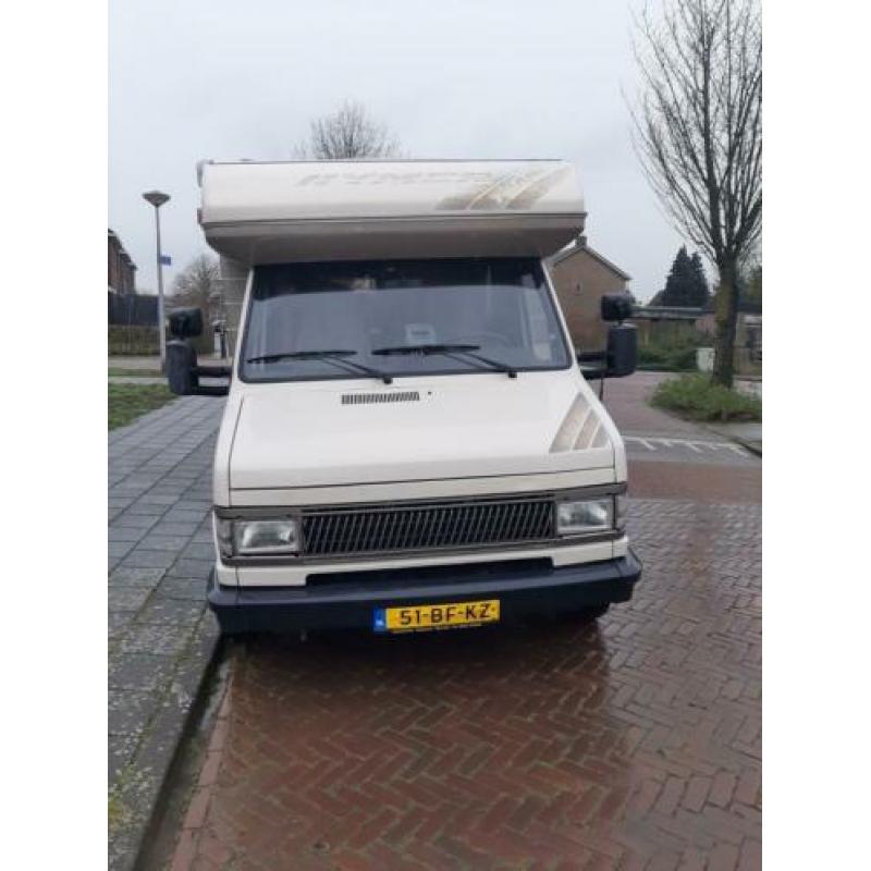 Hymer tramp vast bed stuurbekrachtiging 1990bj 151dkm APK