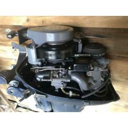 Buitenboordmotor honda 7.5pk 4 takt