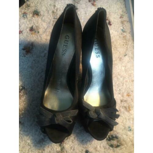 Guess stiletto’s