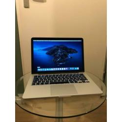 Prachtige Macbook Pro Retina 13 SSD in Nieuwstaat late 2012!