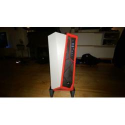 Pc kast Corsair ALLEEN DE KAST!!!