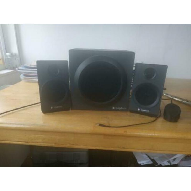 Logitech z333 boxen
