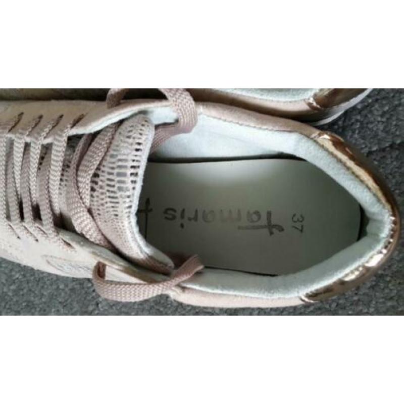 Roze sneakers van Tamaris mt 37 NIEUW