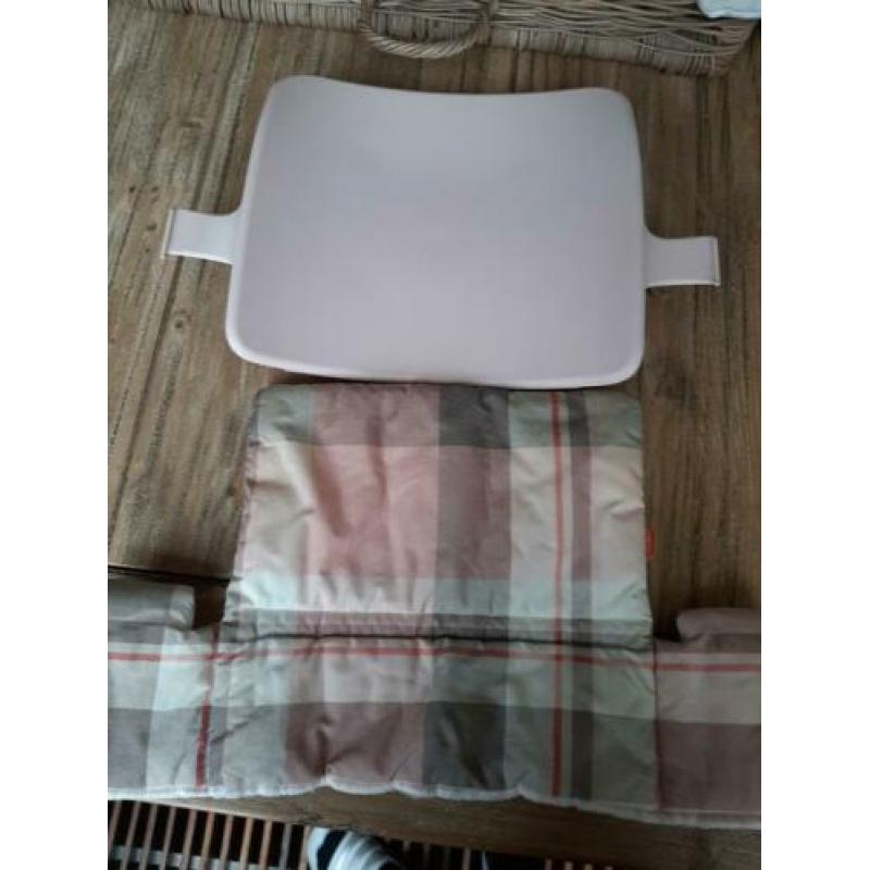 Stokke tripp trapp zachtroze rugleuning babyset met kussen