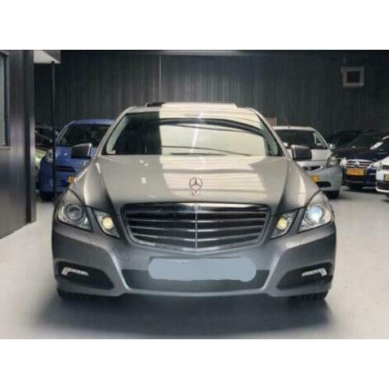 Mercedes E-Klasse 2.2 CDI E250 Sedan AUT 2009 Grijs