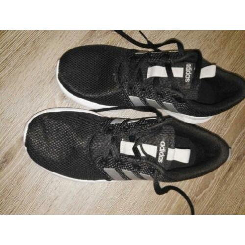 Nieuwe adidas schoenen