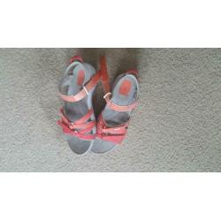 TEVA sandalen maat 39