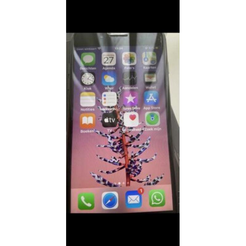 iPhone 8Plus 64GB
