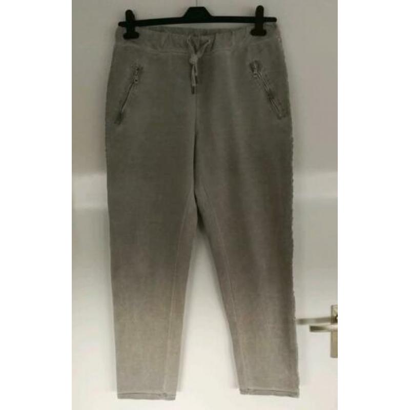 Nieuwe grijze broek maat XL