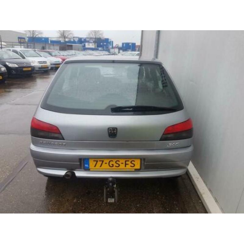 Peugeot 306 1.4 XR NIEUWE APK