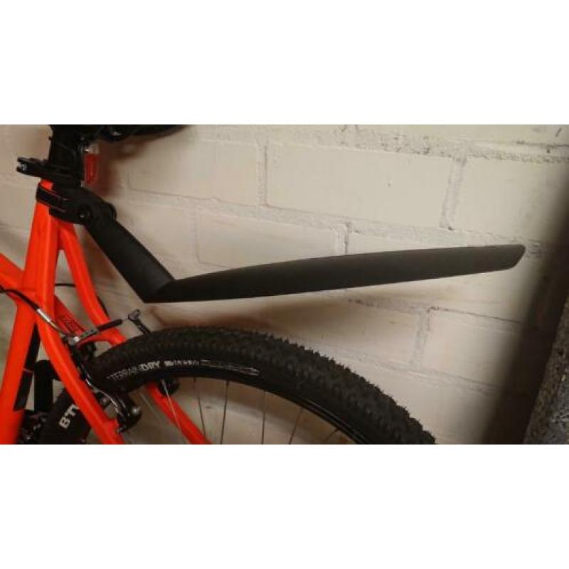 ZGAN MOUNTAINBIKE incl. SPATBORD EN SLOT