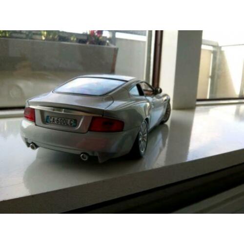 Aston Martin Vanquish 1:18
