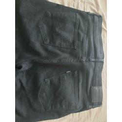 Levi's 720 high waisted jeans 2 keer gedragen