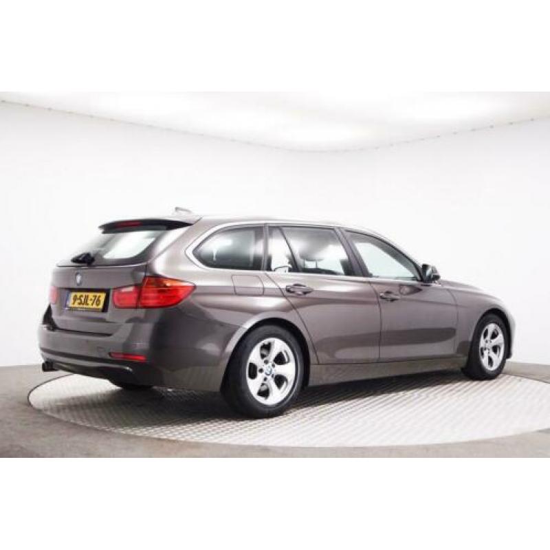 BMW 3 Serie Touring 320d 164 Pk Executive Navi Parksens Clim