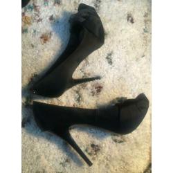 Guess stiletto’s