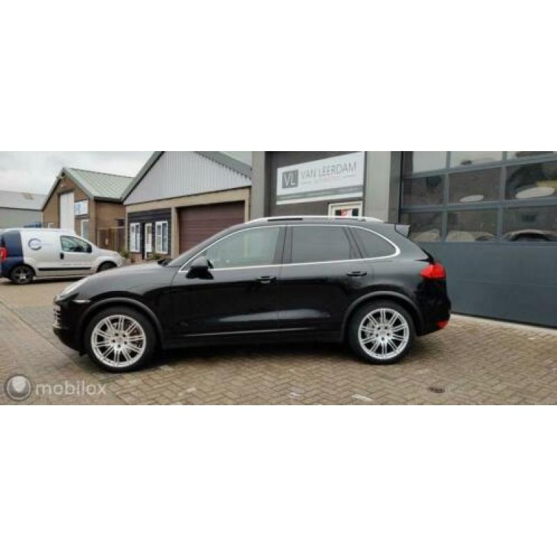 Porsche Cayenne S 382PK