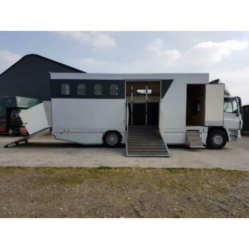 DAF paardenvrachtwagen 7e paards