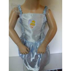 Verkleedkleren:Nieuwe Disney Assepoester maat 110/116 (n752)