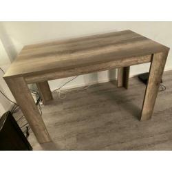 Houten bartafel
