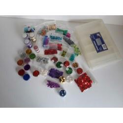 Pailletten,glitters&verdeeldoos