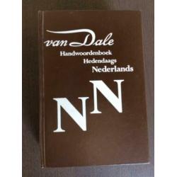 Dikke v Dale -Handwoordenboek Hedendaags Nederlands 1988