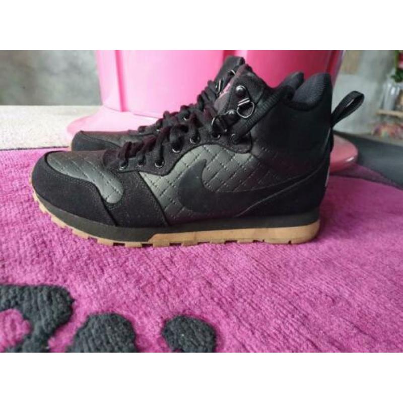 Nike maat 39