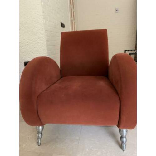 2 identieke Design stoelen met zachte “Vloers” stof