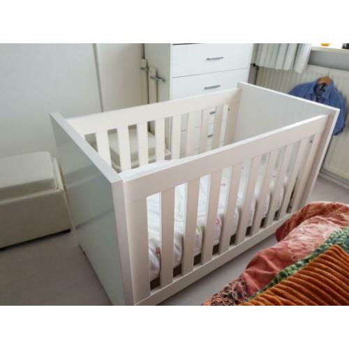 Ledikant met matras, dekbed, dekbedhoes, matrashoes