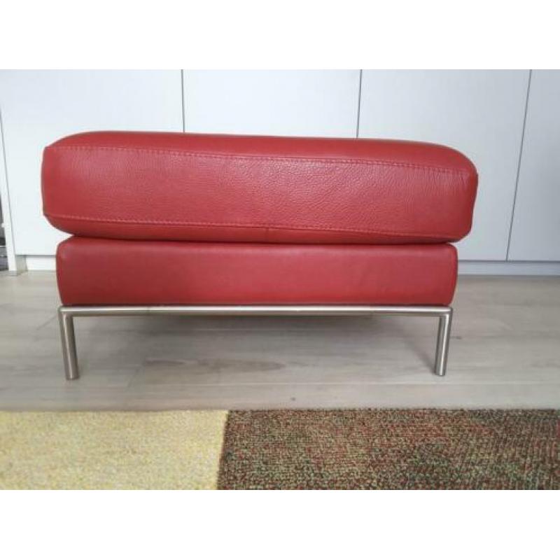 Ikea hocker, Arild, mooie warm rode kleur.
