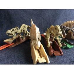 Hotwheels dino challenge racebaan met extra’s