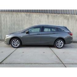 Opel Astra Sports Tourer 1.4 Turbo Business Executive Naviga