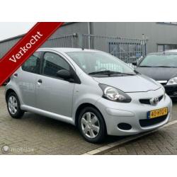 Toyota Aygo 1.0-12V Comfort // 1e eigenaar // airco !