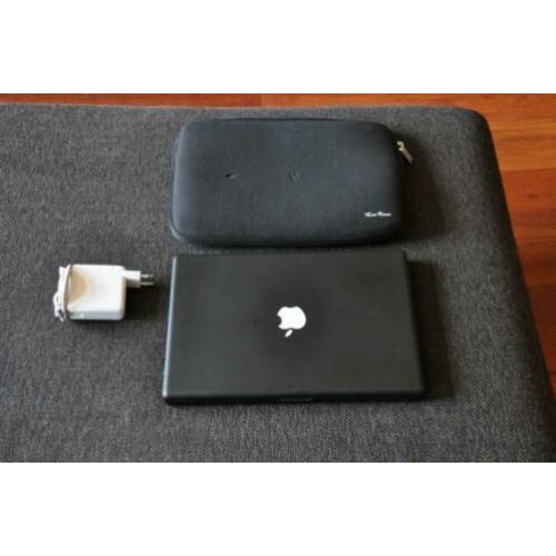 Vintage Apple MacBook 13 Inch Zwart Mac OS X Lion 2006