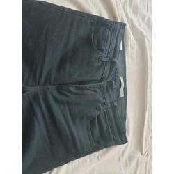 Levi's 720 high waisted jeans 2 keer gedragen