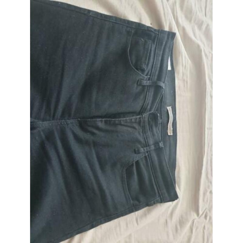 Levi's 720 high waisted jeans 2 keer gedragen