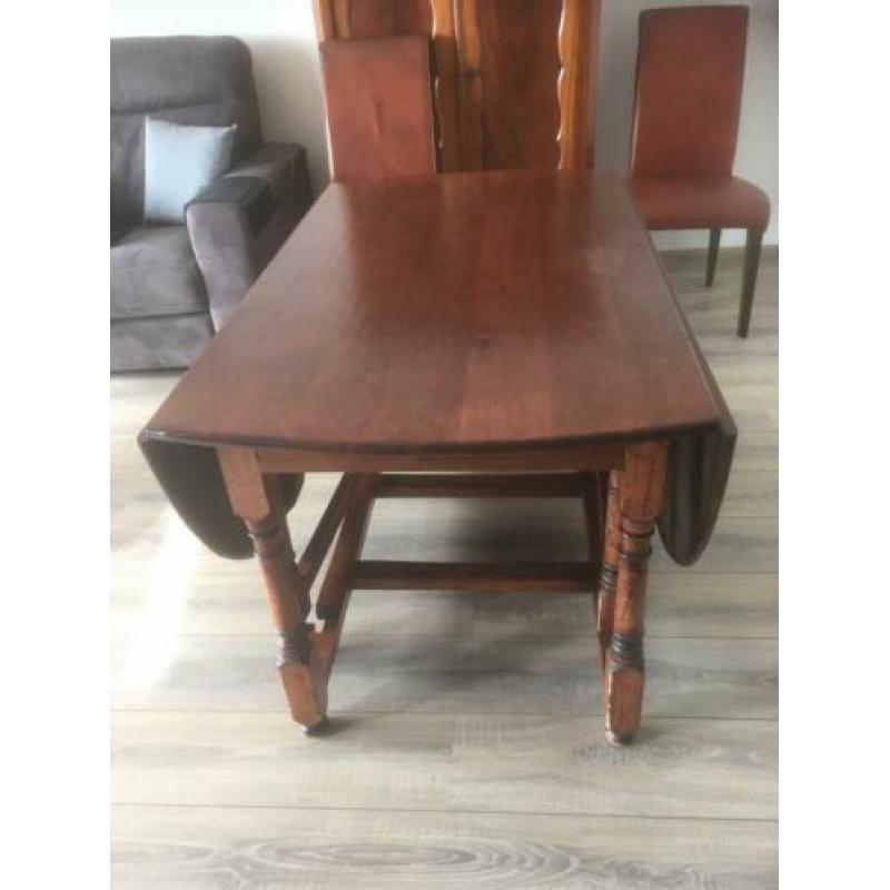 Antieke tafel ovaal rond hangoor inklapbaar