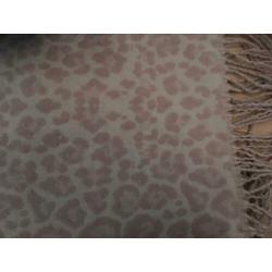 Oudroze dop / hoed met bijpassende leopard panter sjaal