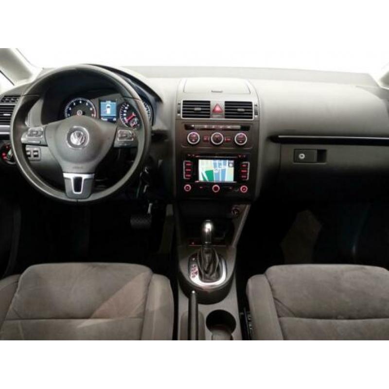 Volkswagen Touran 1.4 TSI DSG7 HIGHLINE 141pk 7Pers. Navi, E