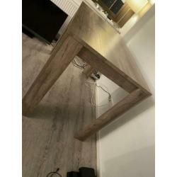 Houten bartafel