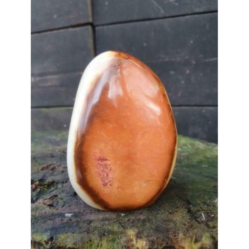 Prachtig sculptuur van polychroom jaspis 649 gram