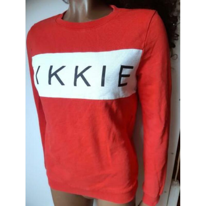 Nikkie sweater maat 36 rood wit