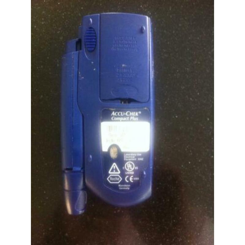 Glucose meter met geïntegreerde pen