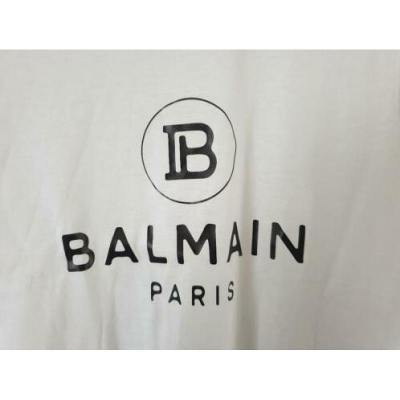 2 Witte BALMAIN T-Shirts; 100% Katoen, Maat: S (63 cm).